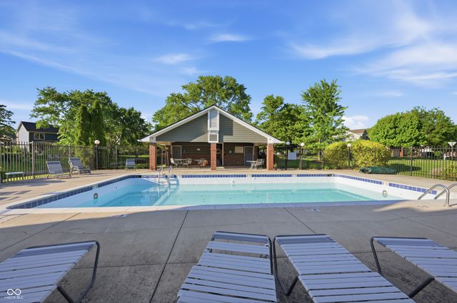 10538 Lighthouse Way, Indianapolis, IN 46256