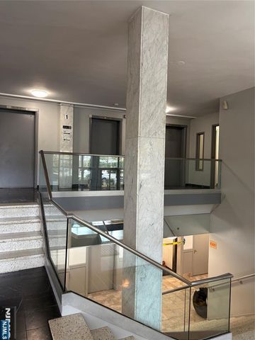 39 39th Street 503, Paterson, NJ 07514