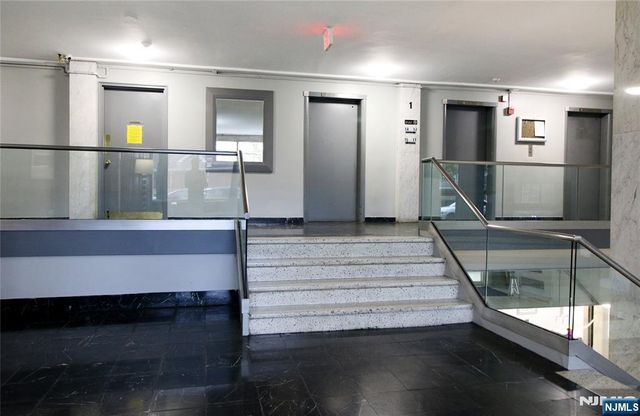 39 39th Street 503, Paterson, NJ 07514