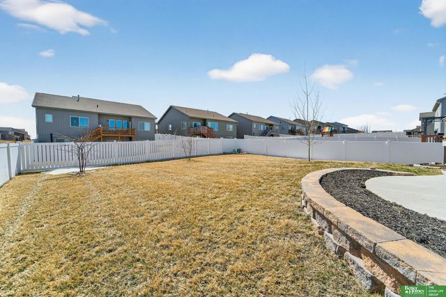 16601 Hanover Street, Bennington, NE 68007