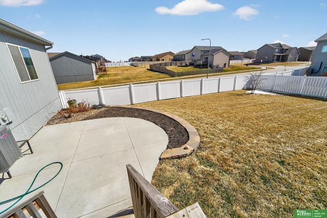 16601 Hanover Street, Bennington, NE 68007