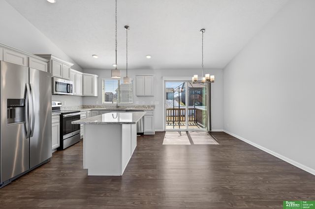 16601 Hanover Street, Bennington, NE 68007