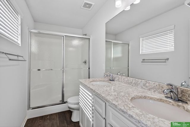 16601 Hanover Street, Bennington, NE 68007