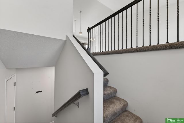 16601 Hanover Street, Bennington, NE 68007