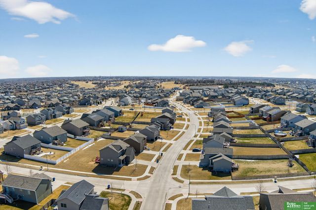 16601 Hanover Street, Bennington, NE 68007