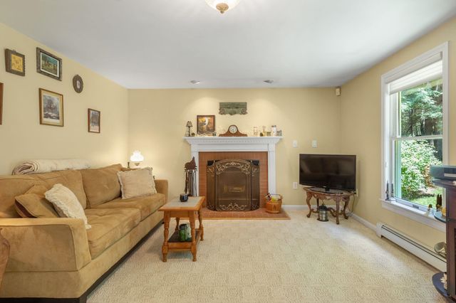 6 Sunset Lane, Moultonborough, NH 03254