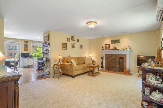 6 Sunset Lane, Moultonborough, NH 03254