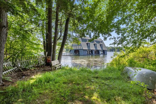 6 Sunset Lane, Moultonborough, NH 03254
