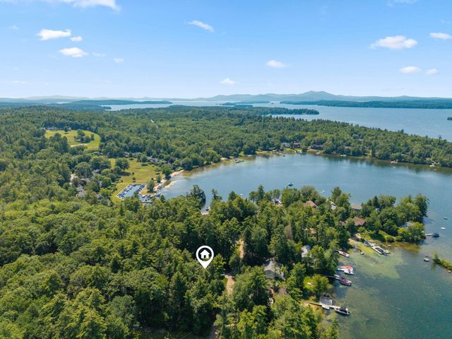 6 Sunset Lane, Moultonborough, NH 03254