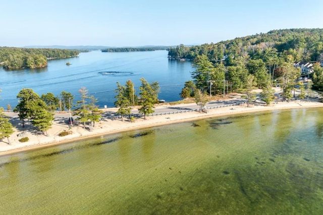 6 Sunset Lane, Moultonborough, NH 03254