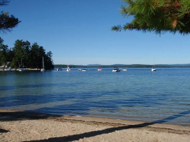 6 Sunset Lane, Moultonborough, NH 03254