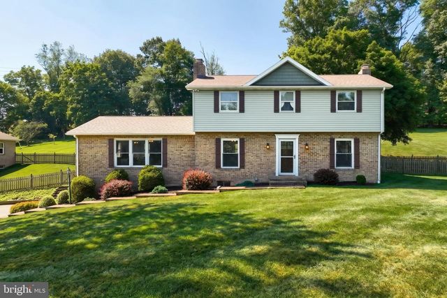 715 MEADOWVIEW DR, Red Lion, PA 17356