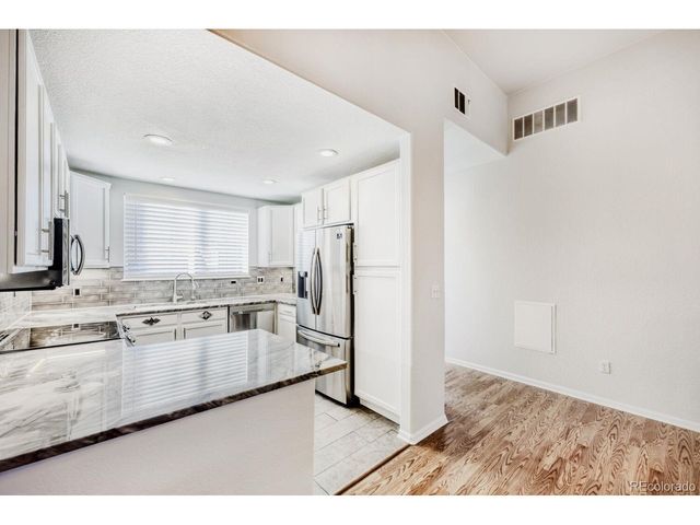 2154 S Fulton Cir 202, Aurora, CO 80247