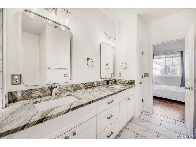 2154 S Fulton Cir 202, Aurora, CO 80247