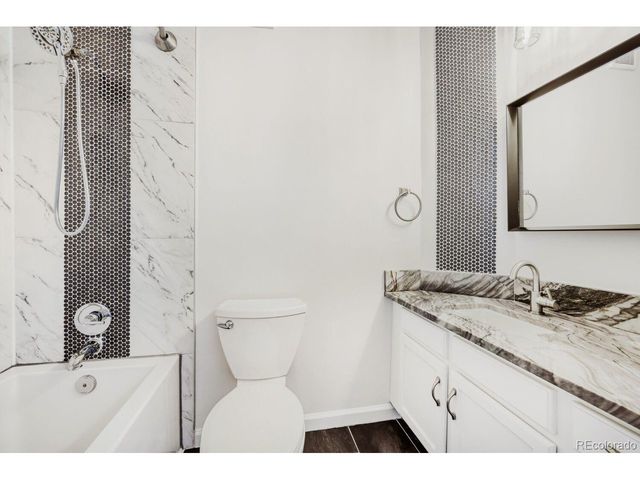 2154 S Fulton Cir 202, Aurora, CO 80247