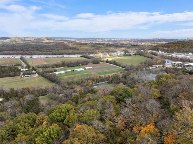 6916 River Road Pike, Nashville, TN 37209