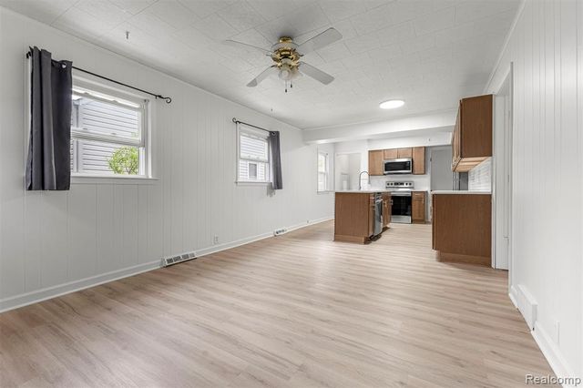 3360 Alice Street, Dearborn, MI 48124