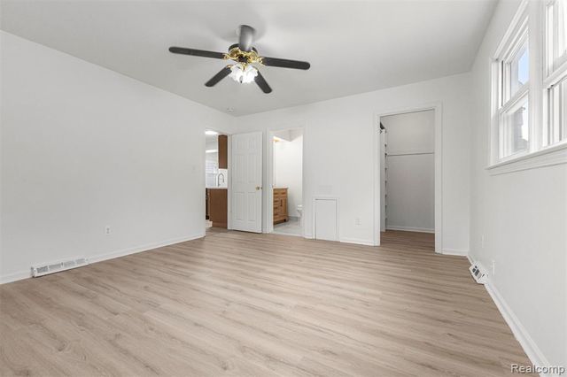 3360 Alice Street, Dearborn, MI 48124