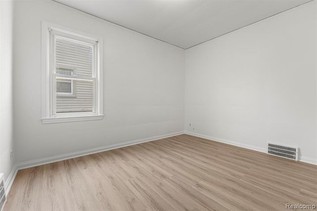 3360 Alice Street, Dearborn, MI 48124