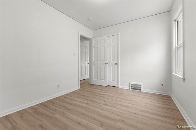 3360 Alice Street, Dearborn, MI 48124