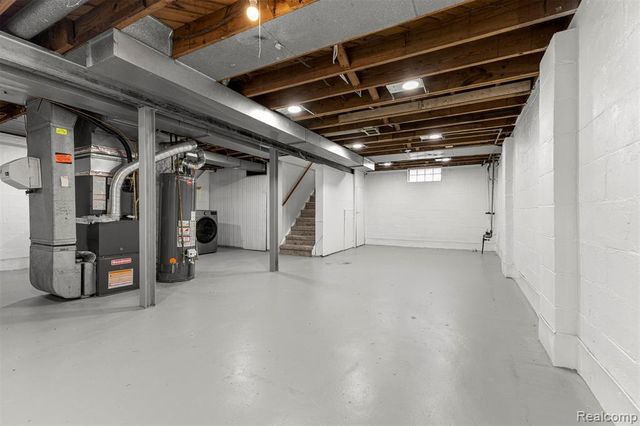 3360 Alice Street, Dearborn, MI 48124
