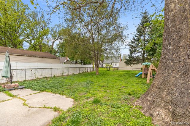 3360 Alice Street, Dearborn, MI 48124