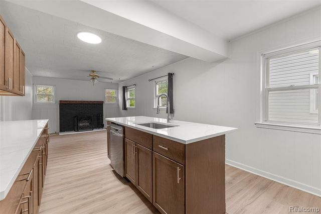 3360 Alice Street, Dearborn, MI 48124
