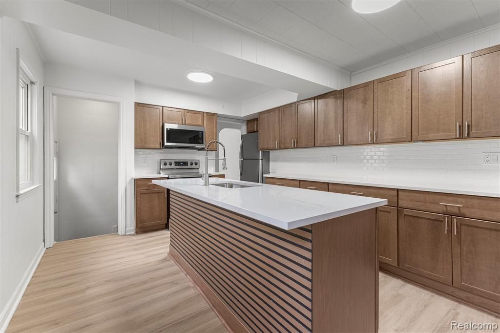 3360 Alice Street, Dearborn, MI 48124