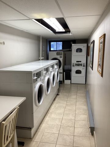 2130 Massachusetts Ave 2D, Cambridge, MA 02140