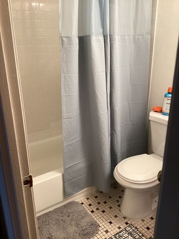 2130 Massachusetts Ave 2D, Cambridge, MA 02140