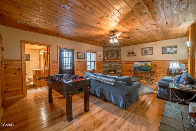 3830 Katelyns Lane, Sevierville, TN 37876