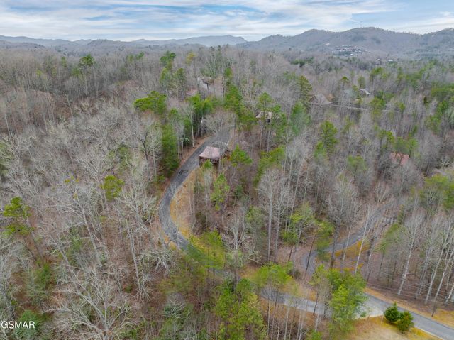 3830 Katelyns Lane, Sevierville, TN 37876