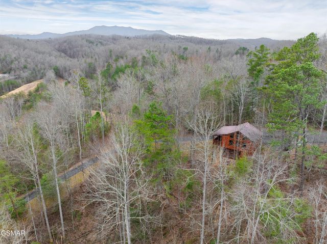 3830 Katelyns Lane, Sevierville, TN 37876