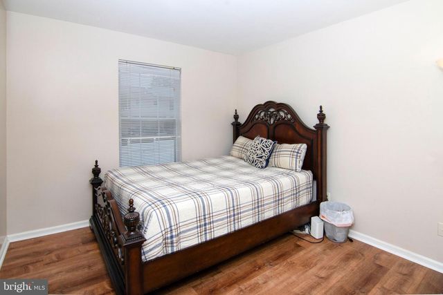 50 E MEADOWBROOK CIR, Sicklerville, NJ 08081