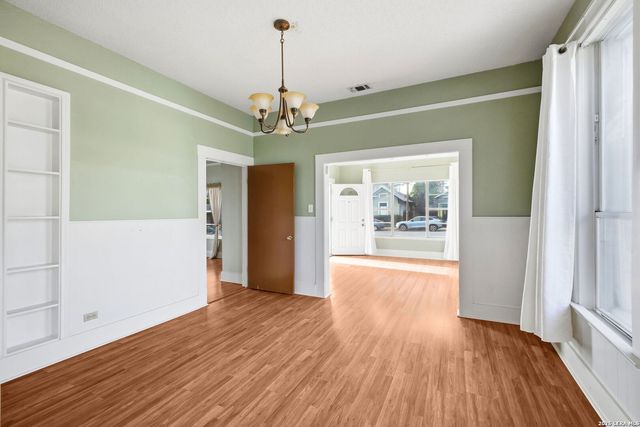 907 Steves Avenue, San Antonio, TX 78210