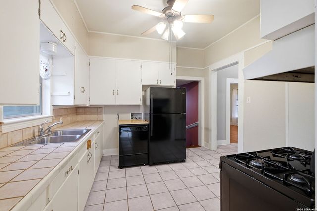 907 Steves Avenue, San Antonio, TX 78210