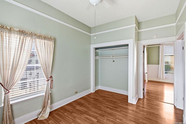 907 Steves Avenue, San Antonio, TX 78210