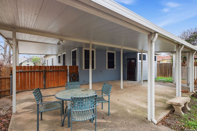 907 Steves Avenue, San Antonio, TX 78210