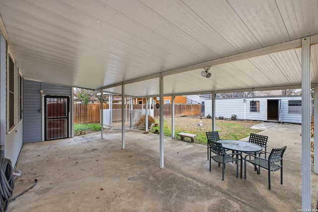 907 Steves Avenue, San Antonio, TX 78210