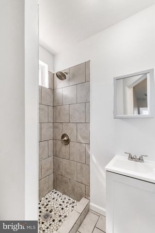 2066 E STELLA ST, Philadelphia, PA 19134