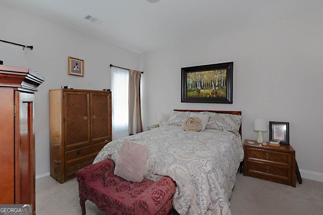 156 Lake Point Drive, Williamson, GA 30292