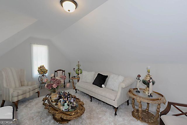 156 Lake Point Drive, Williamson, GA 30292