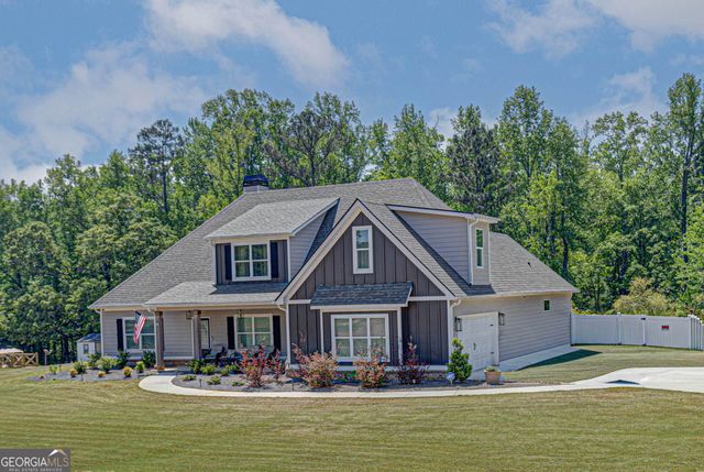 156 Lake Point Drive, Williamson, GA 30292