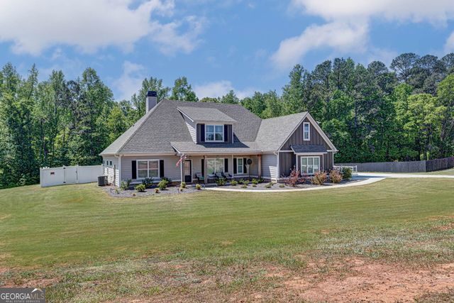 156 Lake Point Drive, Williamson, GA 30292