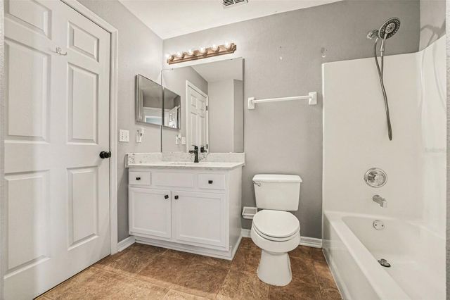 142 SANTANA PLACE, Davenport, FL 33897