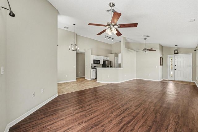 142 SANTANA PLACE, Davenport, FL 33897