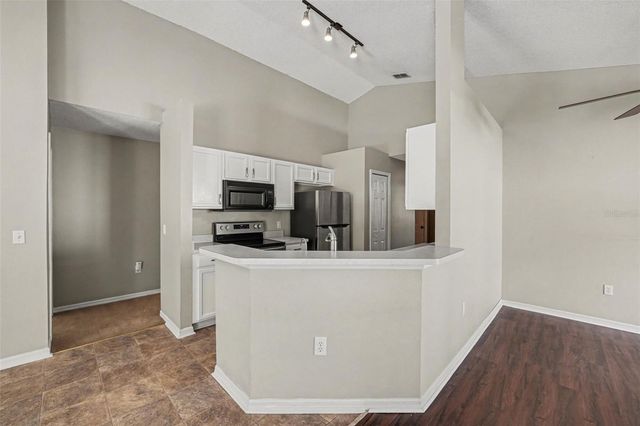 142 SANTANA PLACE, Davenport, FL 33897