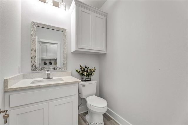3553 North Country Drive, Bryan, TX 77808