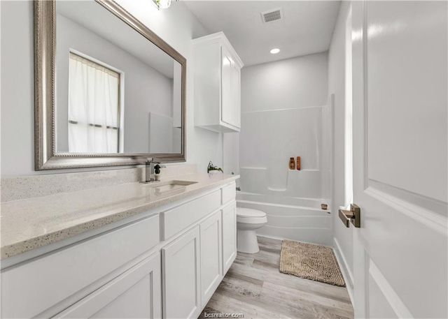 3553 North Country Drive, Bryan, TX 77808