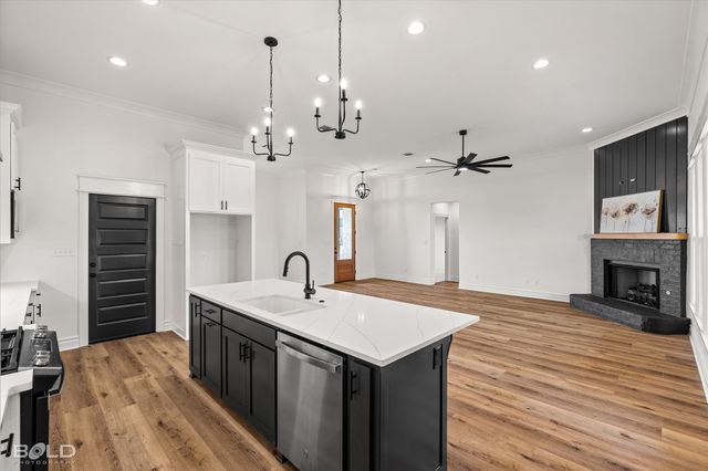 170 Laurel Valley, Stonewall, LA 71078